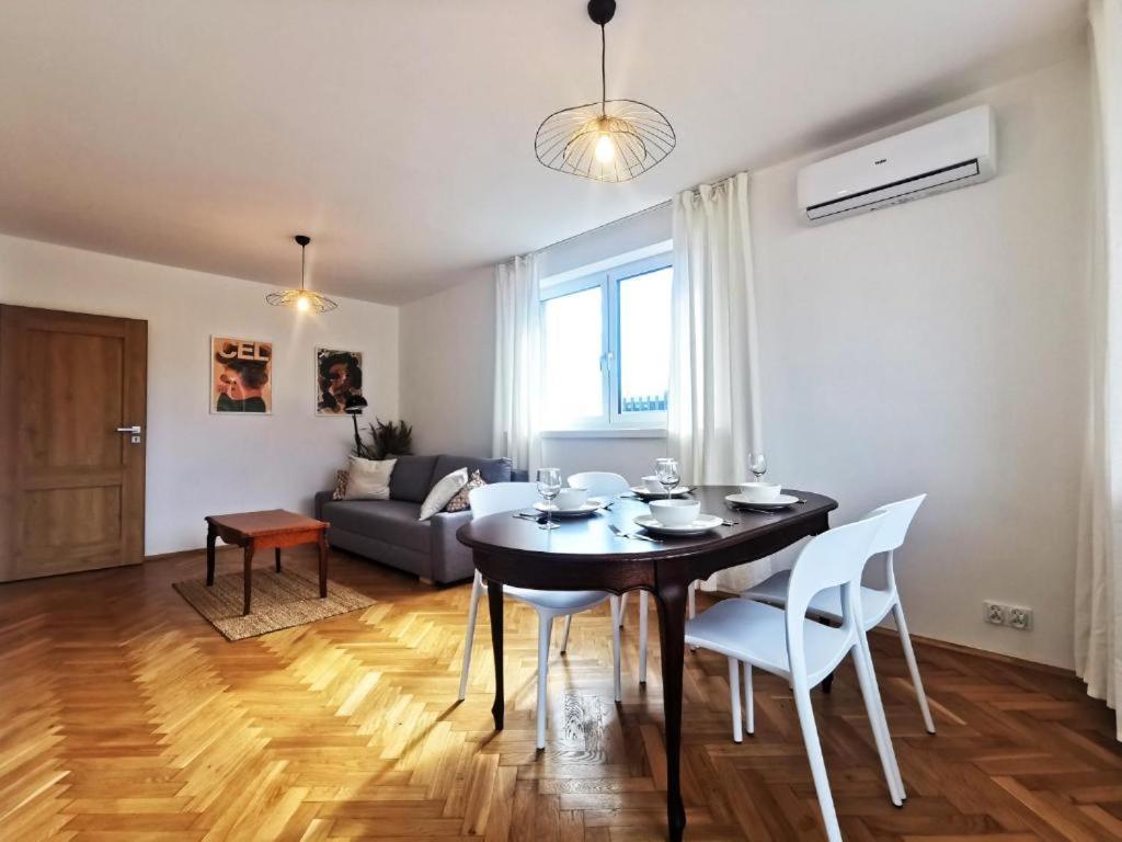 Wroc'Love Haukego Bosaka Check-In 24H Breslávia Exterior foto